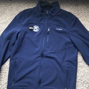 L.L.Bean news reporter wind breaker shell